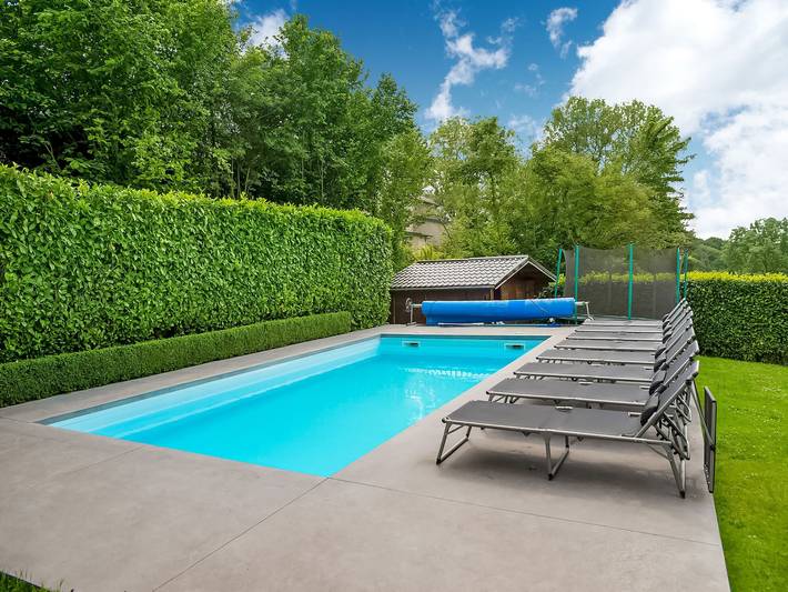 Location de vacances pour 8 personnes, avec piscine ainsi que terrasse et jardin, adapté aux familles à Hamoir - 2