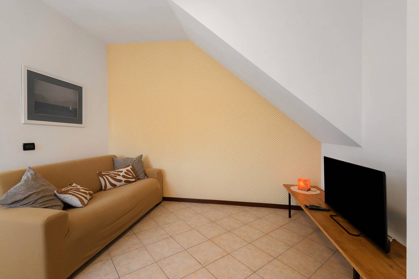 Ganze Wohnung, Apartment 'Nina' mit Wlan und Klimaanlage in Polpenazze del Garda, Gardasee-Berge