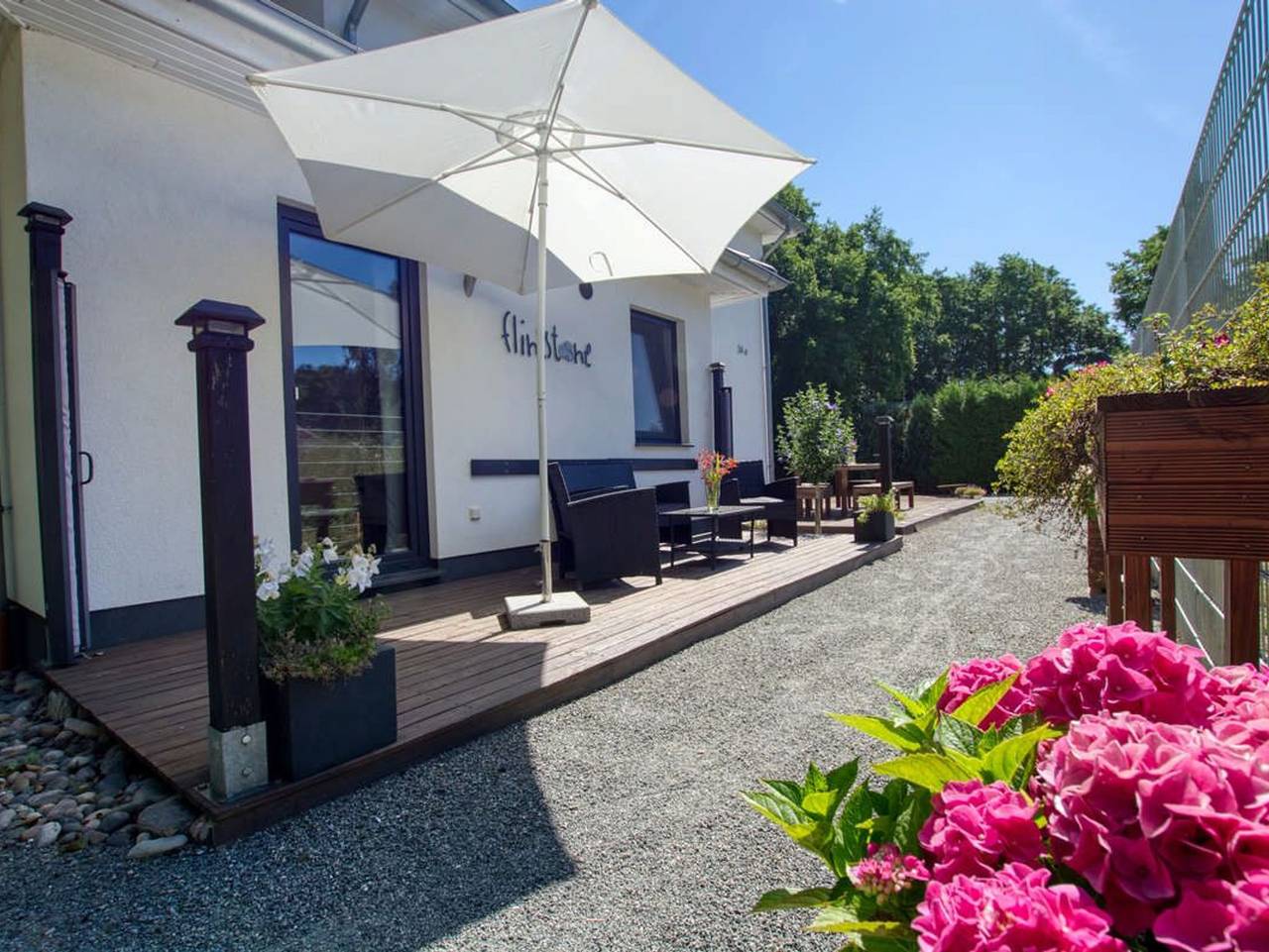 Ganze Ferienwohnung, Ferienappartement Feuerstein mit Terrasse in Mukran, Sassnitz