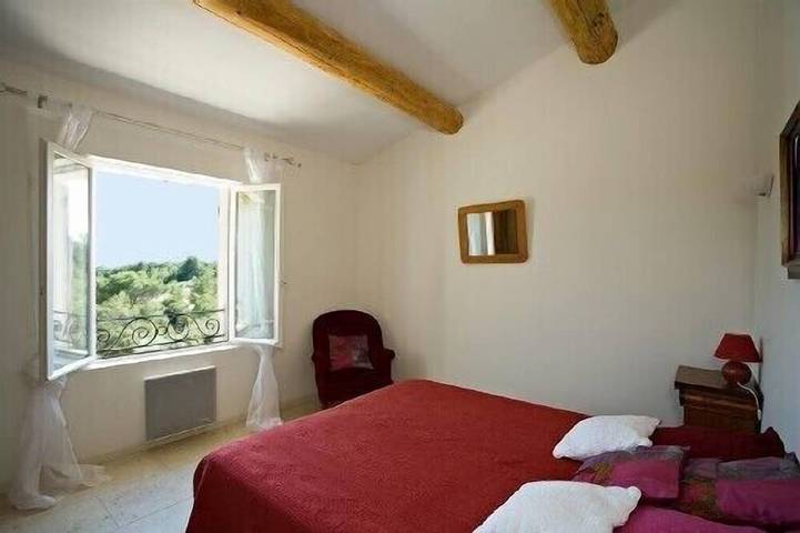 Location de vacances pour 8 personnes, avec jardin et terrasse à Crillon-le-Brave - 4