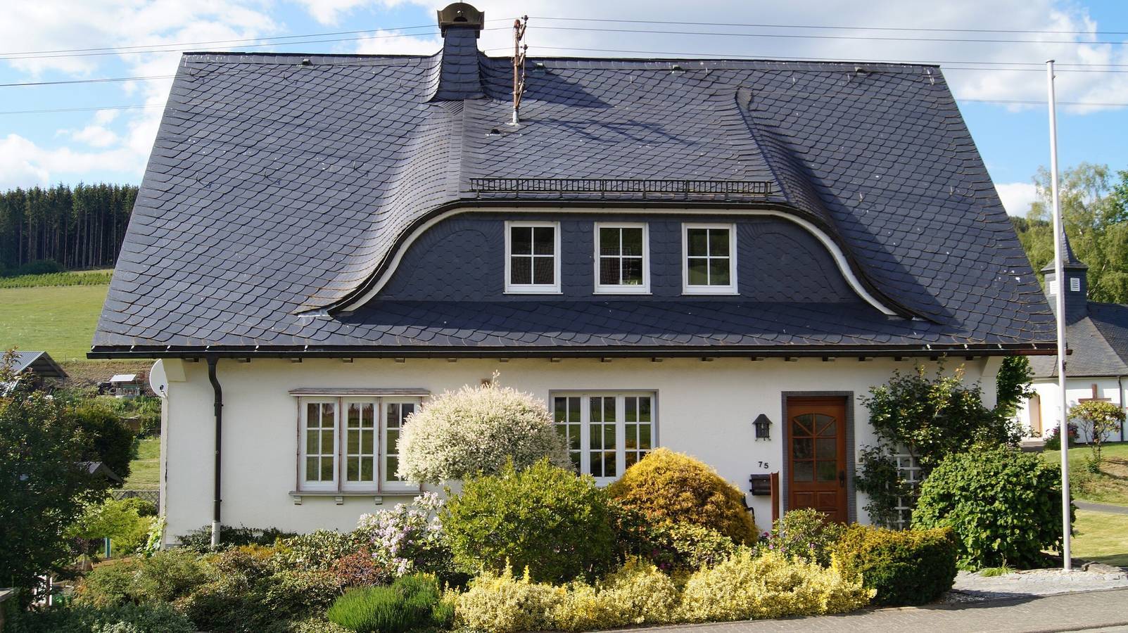 Ganze Wohnung, Ferienwohnung "Kebben" mit gemeinsamer Terrasse, Gemeinschaftsgarten und Pool in Kirchhundem, Sauerland