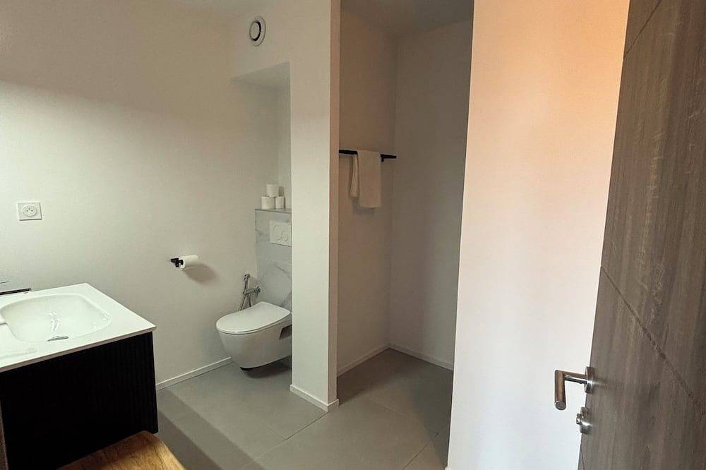 Appartement entier, Superbe T2 les pieds dans l'eau in Pianottoli-Caldarello, Arrondissement de Sartène