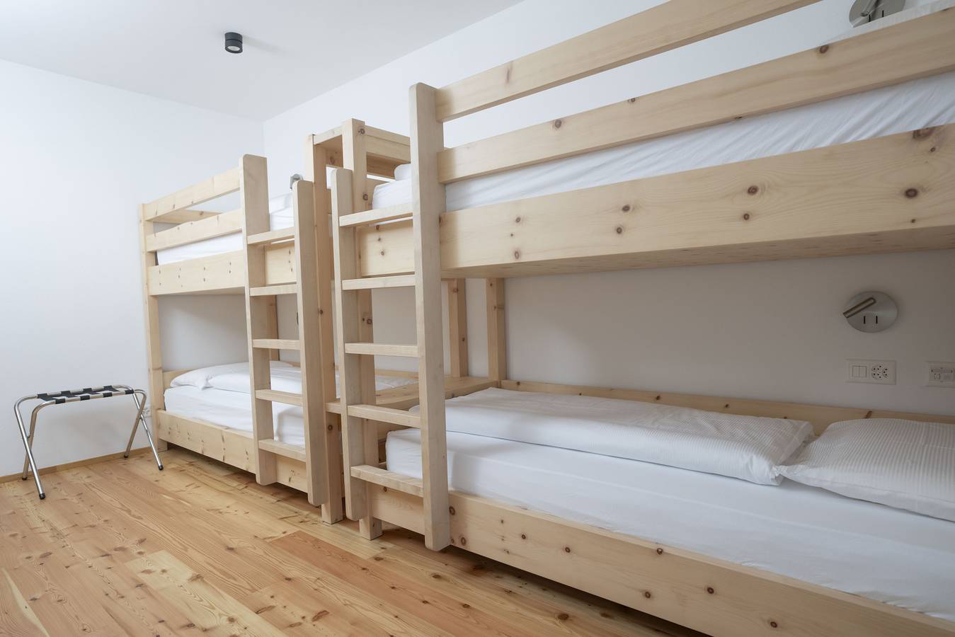 Ganze Wohnung, Chasa Helvetia Duai: Neu gebaute 3,5 Zimmer Ferienwohnung mit exklusivem Hotelservice in Val Müstair, Unterengadin