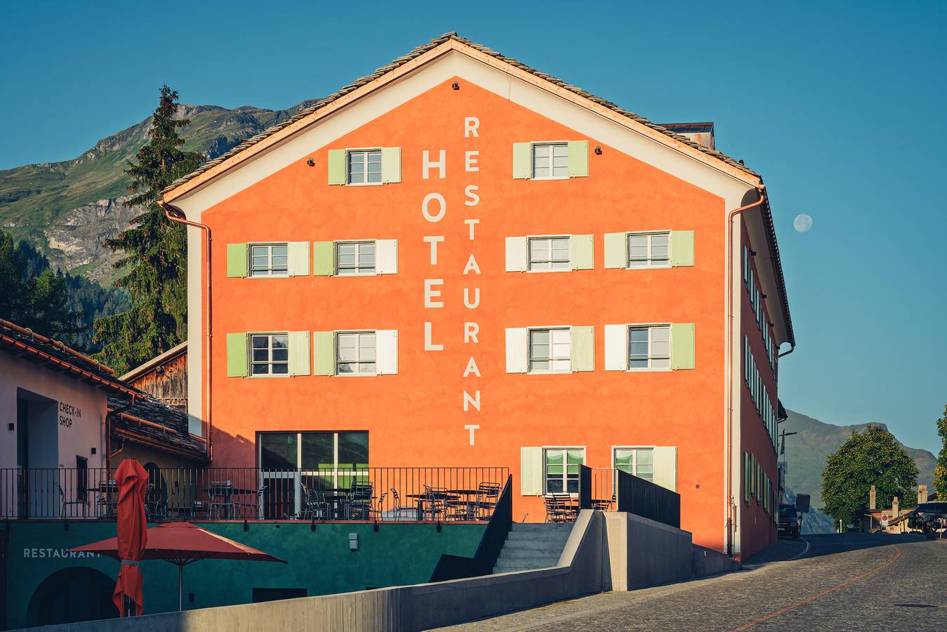 Speluca Brauerei & Genusshotel - Self-Check-In - Mehrbettzimmer Standard in Splügenpass, Rheinwald