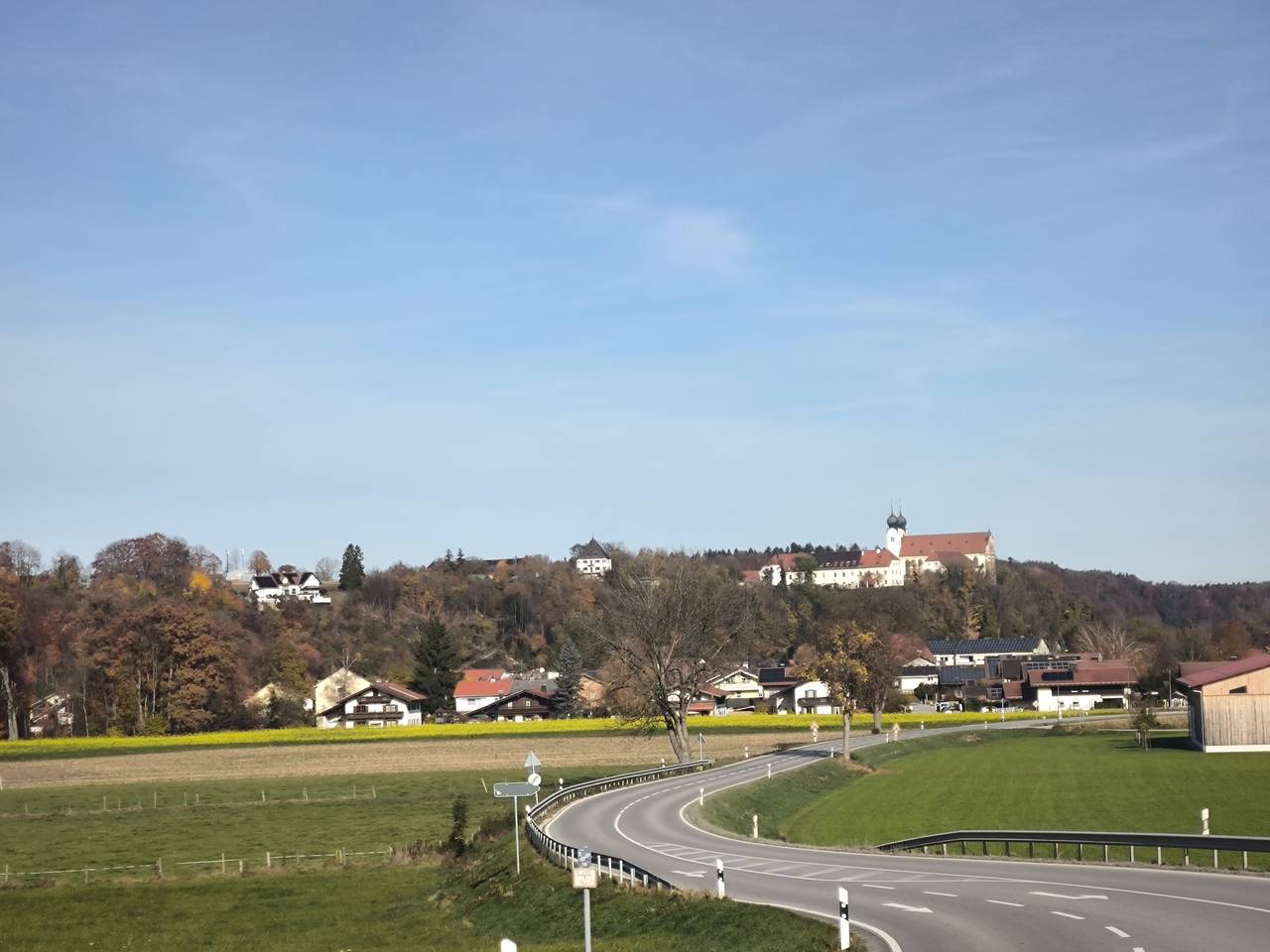 Ganze Ferienwohnung, Feriennest Faust - Ferienwohnung 98qm für max. 7 Personen mit Balkon in Altenmarkt an der Alz, Landkreis Traunstein