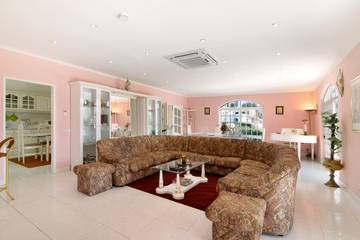 Villa With Pool for 8 People in Algarve, Portugal, Photo 3