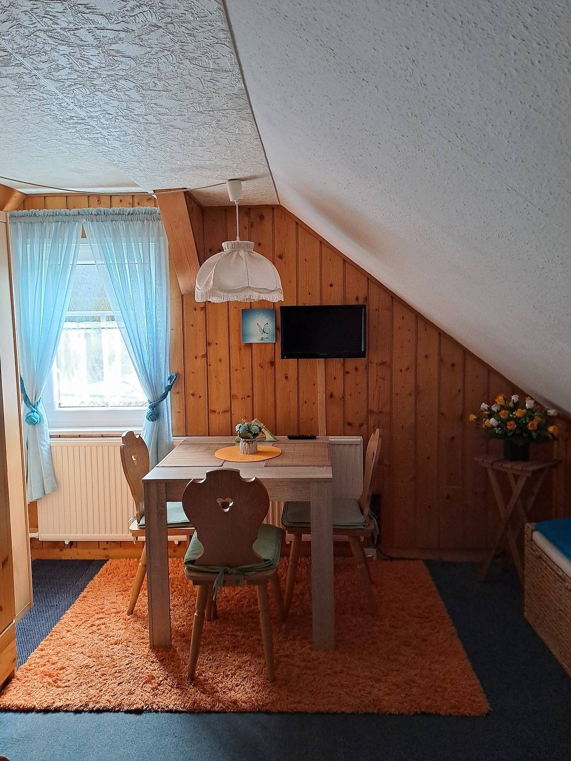Entire holiday apartment, Pension Kaufmann Ferienwohnung 1 in Oberwiesenthal, Ore Mountains