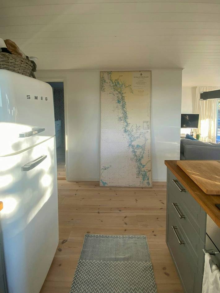 Havsnära hus med pool vid Hällevikstrand in Orust