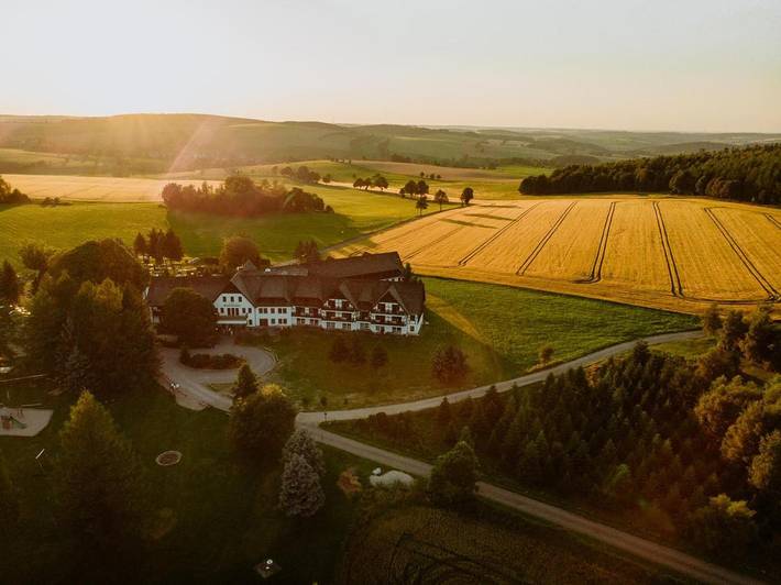 Hotel für 2 Personen, mit Terrasse und Garten sowie Sauna und Ausblick in Sayda