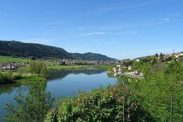 Gîte pour 4 personnes, avec terrasse et jardin dans Office De Tourisme Du Val De Morteau Saut Du Doubs