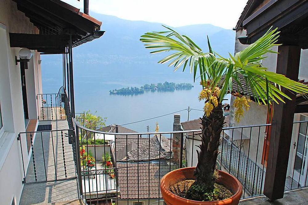 Ganze Wohnung, Casa Eduardo Apt.2 by Interhome in Ronco sopra Ascona, Tessiner Alpen