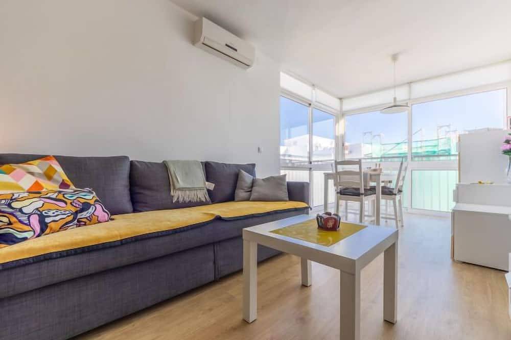 Apartamento entero, Apartamento Zafiro by Interhome in Cubellas, Garraf