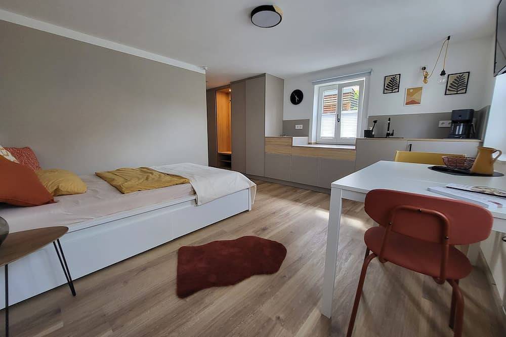 Ganze Wohnung, Neu saniertes Appartement in der historischen Stadt Nördlingen in Nördlingen, Bayerisch Schwaben