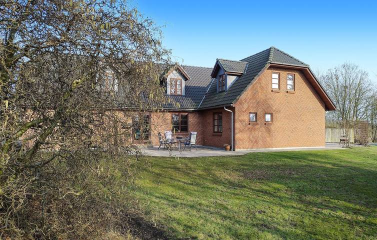 Ferienhaus für 14 Personen mit Terrasse in Herning und Umgebung