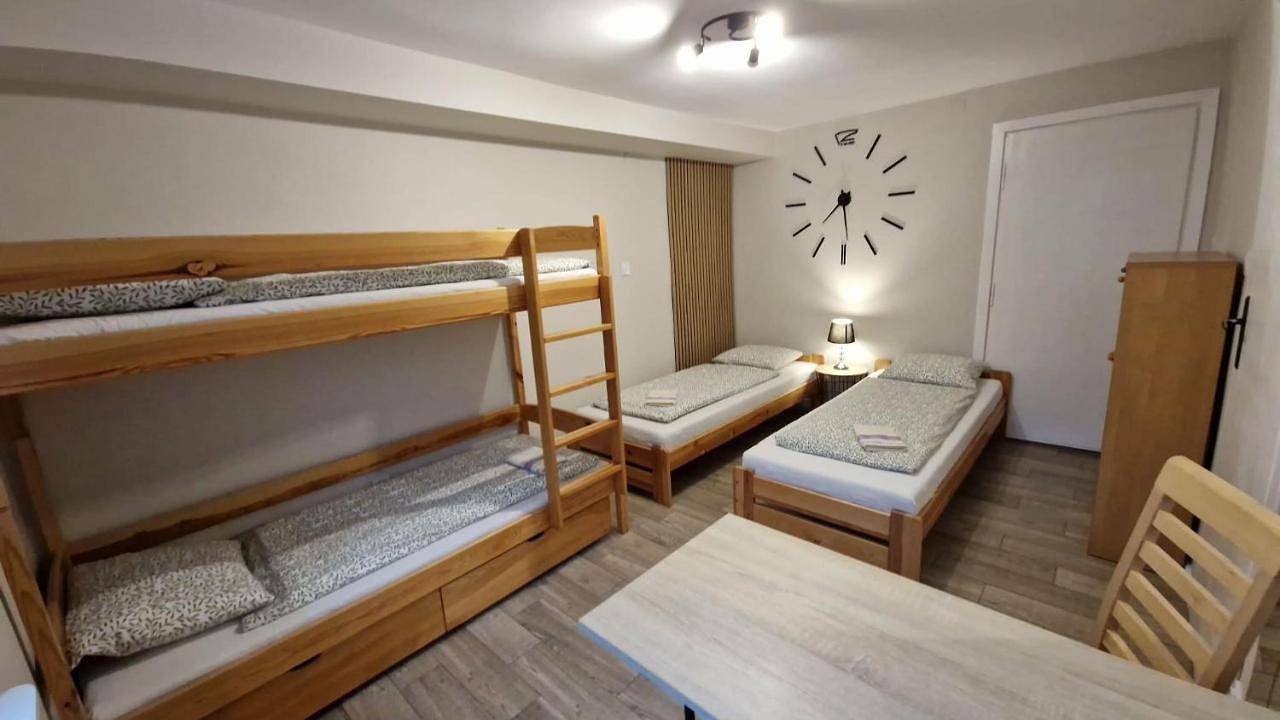 Cały apartament, Two-Bedroom Apartment in Wadowice, Małopolska