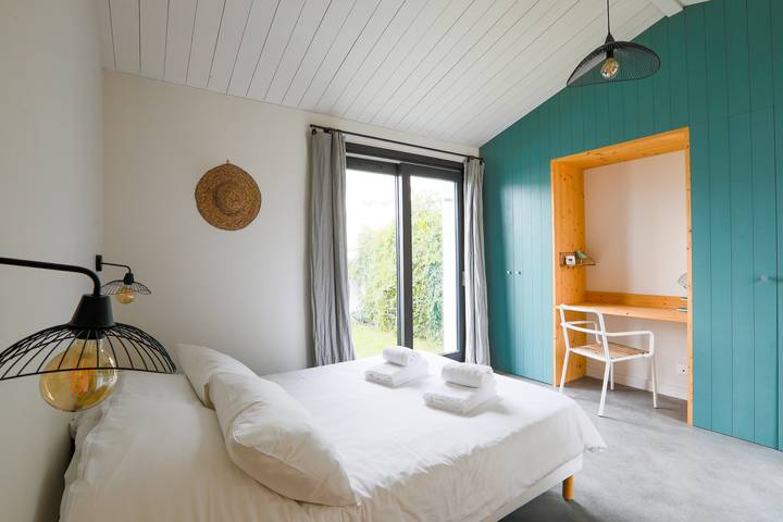 Location de vacances pour 10 personnes, avec jardin et terrasse à Le Bois-Plage-en-Ré - 4