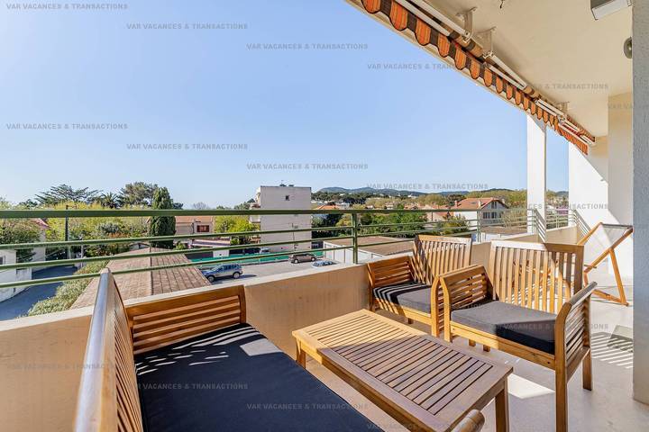 Appartement de vacances pour 6 personnes, avec terrasse
