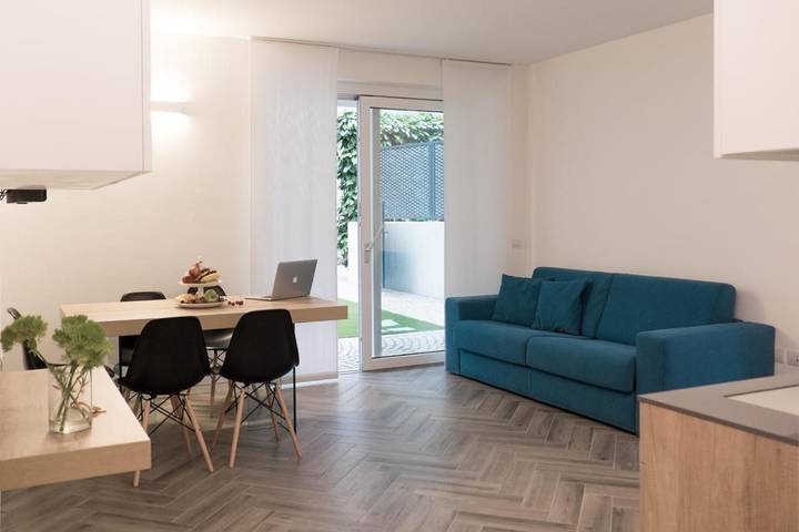 Vakantieappartement voor 2 personen, met balkon en tuin in Riva del Garda