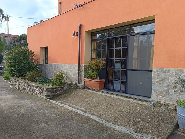 Ferienwohnung für 5 Personen, mit Terrasse und Garten in Dolcedo