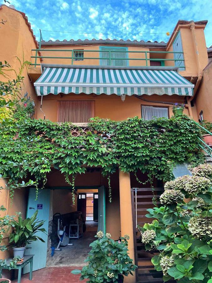 Location de vacances pour 6 personnes, avec terrasse ainsi que vue et jardin, animaux acceptés à Ria-Sirach - 2