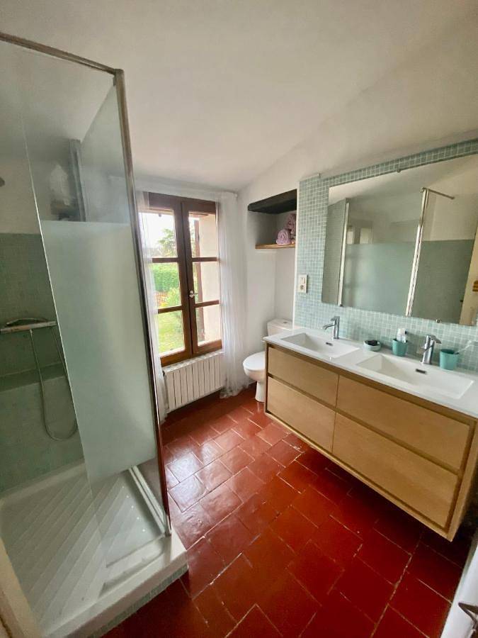 Villa pour 6 personnes, avec jardin ainsi que jacuzzi et piscine à Orange - 4