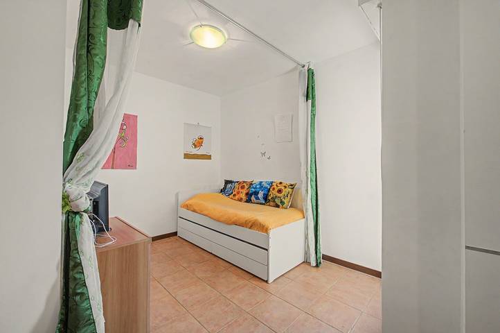 "Casa Ai Piani" - balcony with Grigna view, Wi-Fi, Ac and parking near Piani Resinelli in Abbadia Lariana Kommun, Västra Bergamo-alperna