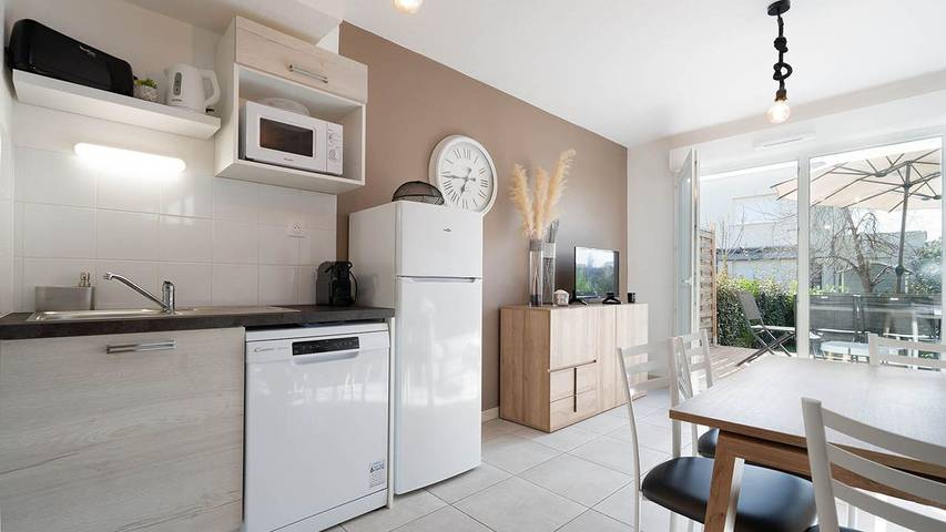 Location de vacances pour 7 personnes, avec jardin et piscine à Sérignan - 4