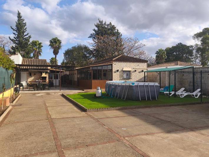 Casa rural para 10 personas, con jardín además de vistas y piscina, Se admiten mascotas en Arcos de la Frontera - 2