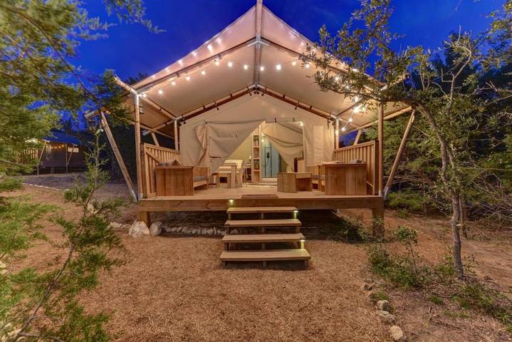 Camping für 2 Personen, mit Balkon und Garten sowie Ausblick in Texas