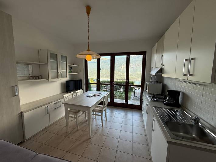 Appartamento intero, La Quiete 30 Lake view Apartment in Pieve di Tremosine, Tremosine