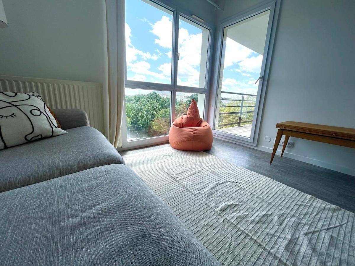 Appartement entier, Two-Bedroom Apartment in Guyancourt, Yvelines