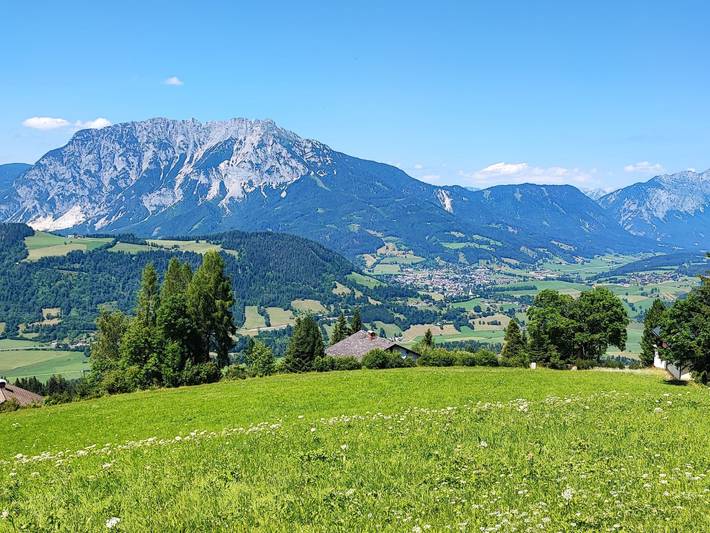 Ferienhaus für 7 Personen, mit Terrasse und Garten