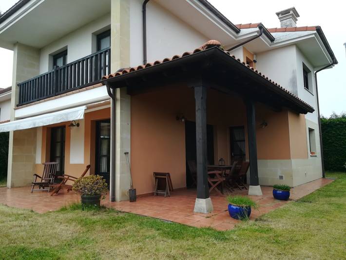 Apartamento para 6 personas, con jardín, Se admiten mascotas en Colunga