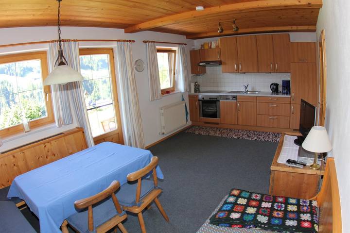 Gîte pour 4 personnes, avec terrasse et jardin à Alpbach - 2