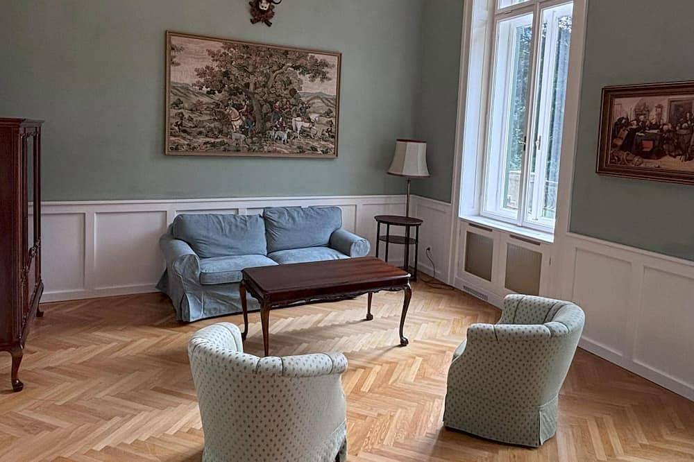 Schloss Herrnhof Appartement in Reichenau an der Rax, Wiener Alpen in Niederösterreich