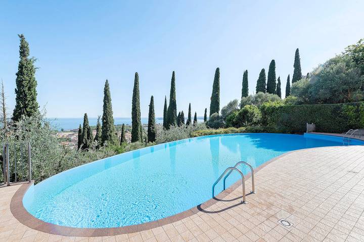 Ferienhaus für 4 Personen, mit Seeblick in Gardasee-Lombardei - 2
