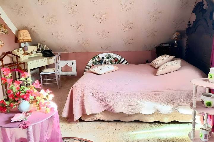 Location de vacances pour 2 personnes, avec jardin et jacuzzi à Caugé - 3