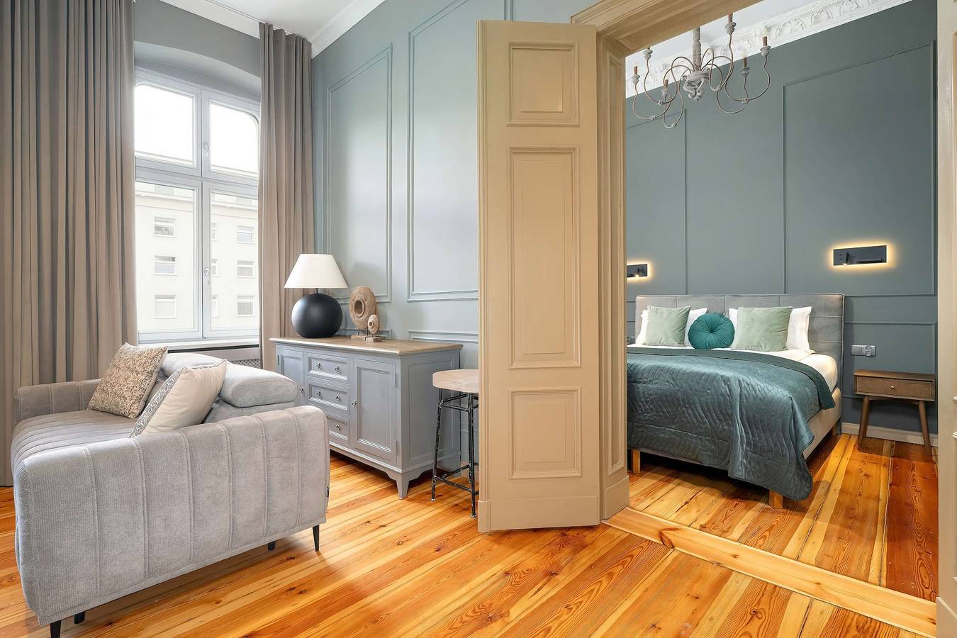 Entire apartment, Charming Apartment Near Attractions | Washer-Dryer in Poznan, Greater Poland