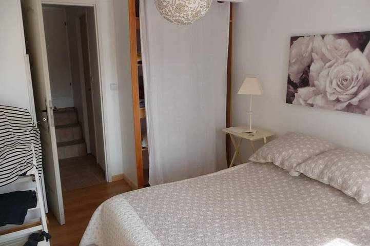 Location de vacances pour 8 personnes, avec terrasse et jardin à Vers-Pont-du-Gard - 4