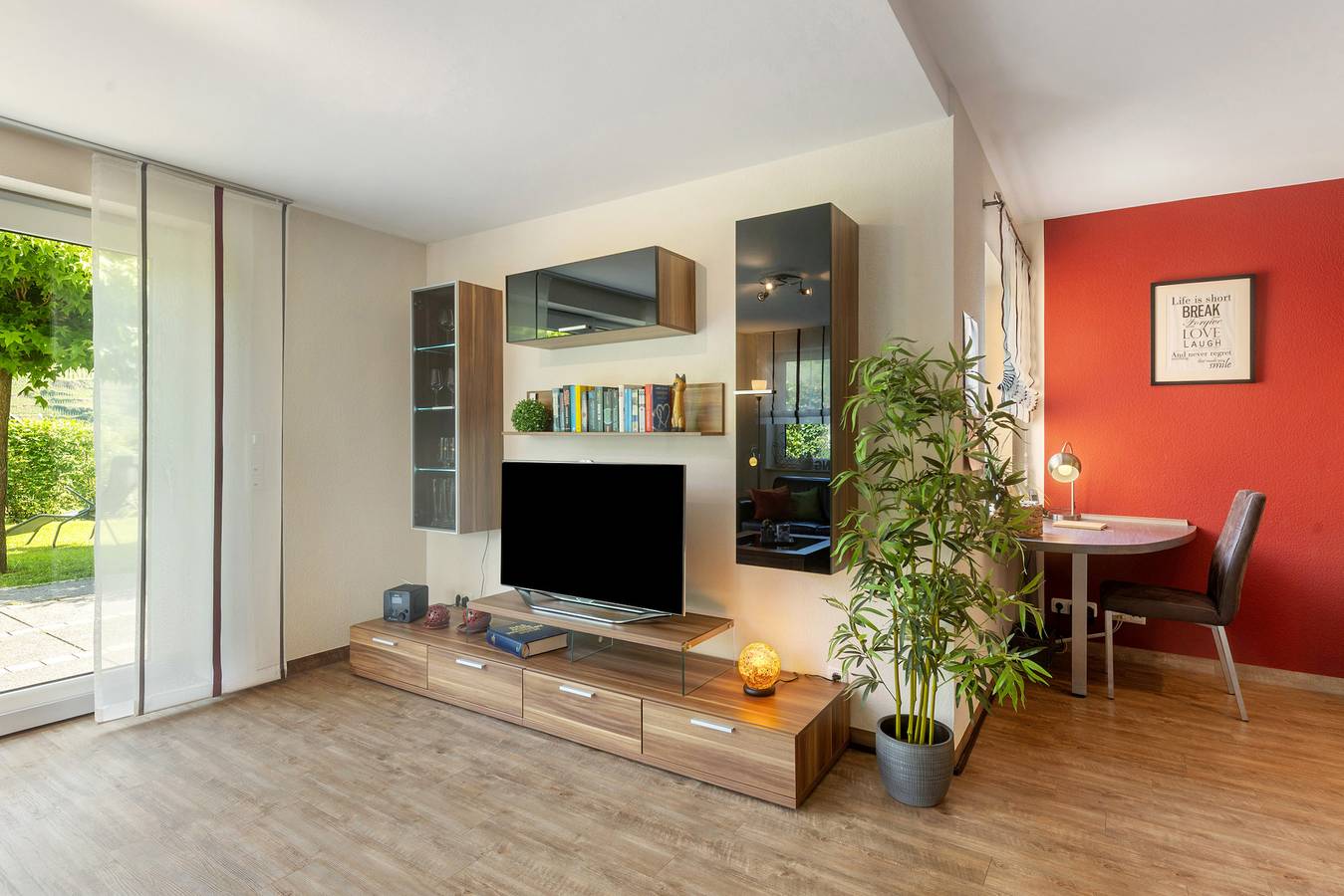 Entire apartment, Apartment 'Ferienwohnung Gretel' with Private Garden and Wi-Fi in Bremm, Cochem-Zell