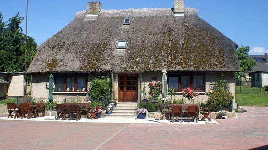 Bauernhof für 2 Personen, mit Terrasse in Alt Reddevitz