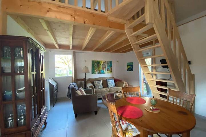 Gîte pour 2 personnes, avec Terrasse et Jardin à Valojoulx