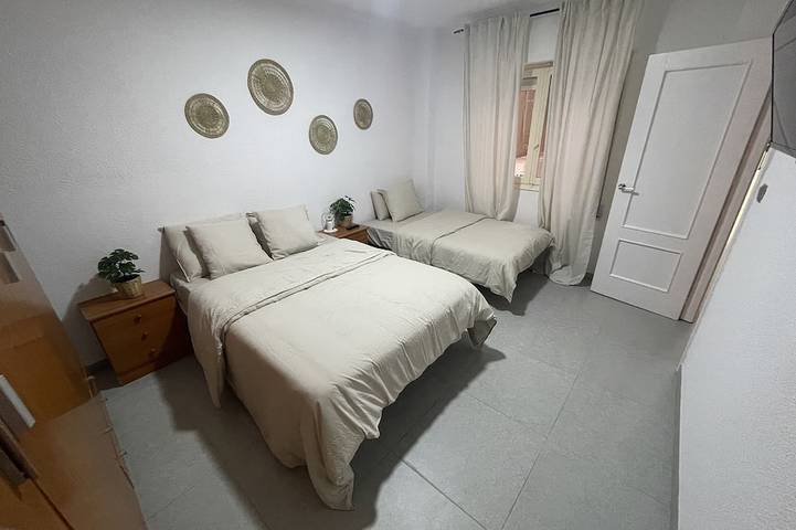 Appartement entier, Grand appartement familial moderne à Torrevieja, Espagne in Torrevieja Centre, Torrevieja