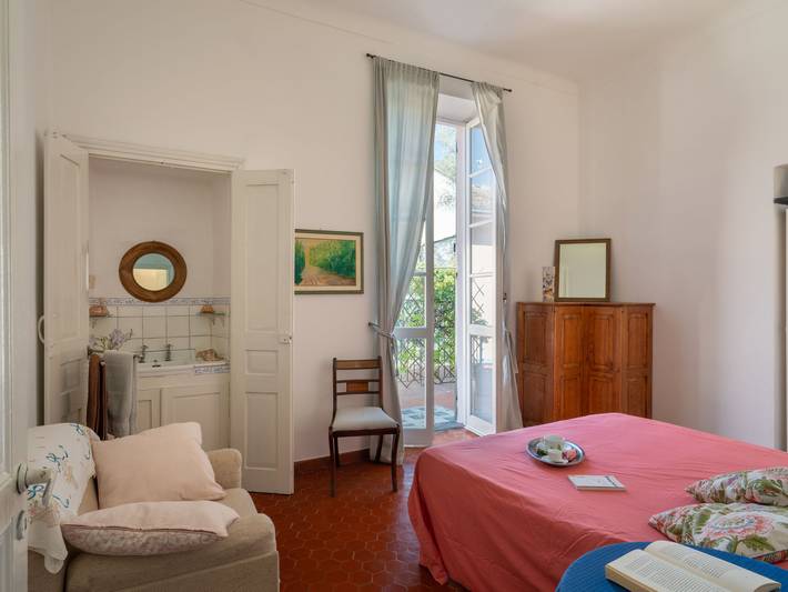 Ferienwohnung für 3 Personen, mit Terrasse und Garten in Prelà