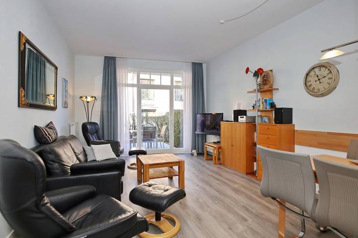 Ferienwohnung für 4 Personen, mit Terrasse in Kühlungsborn - 2