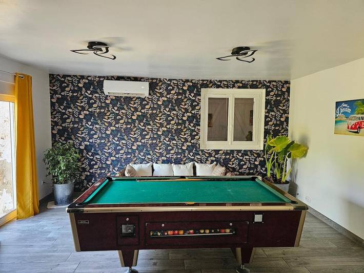 Location de vacances pour 4 personnes, avec Terrasse et Jardin à Paray-le-Frésil