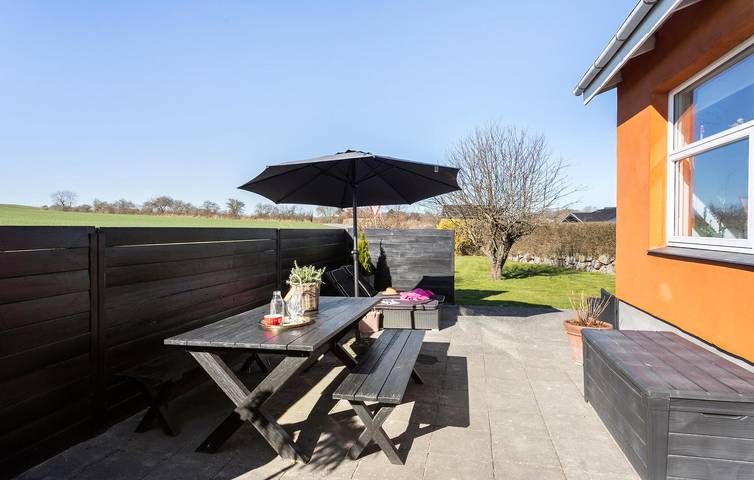 Ferienhaus für 6 Personen, mit Terrasse und Whirlpool in Tårup - 3