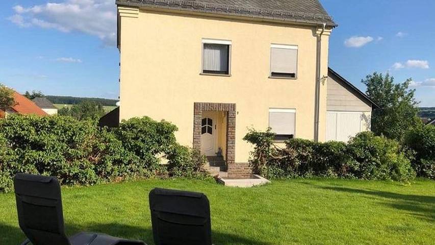 Holiday home for 8 people, with terrace and garden - 1