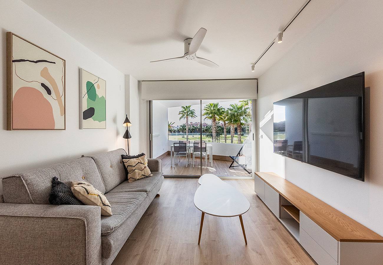 Apartamento entero, Homity Ático + Piscina in Playa Granada, Motril