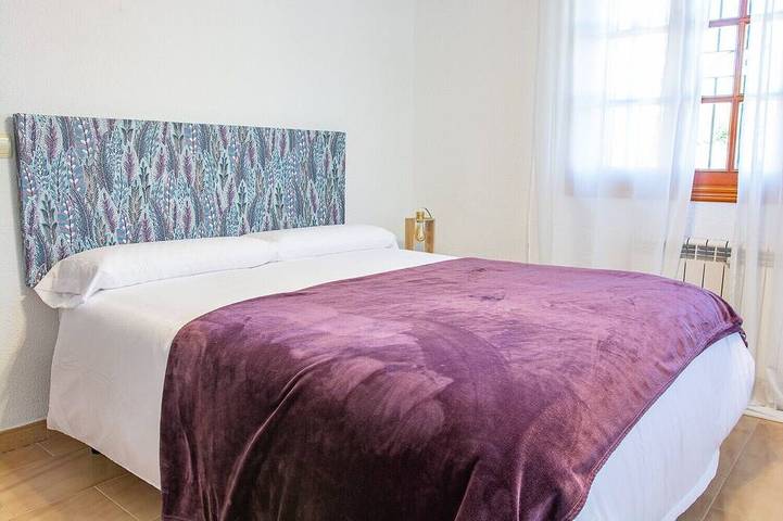 Location de vacances pour 12 personnes, avec balcon et jardin à Sant Joan d'Alacant - 2